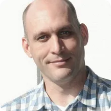 Greg Kroah-Hartman